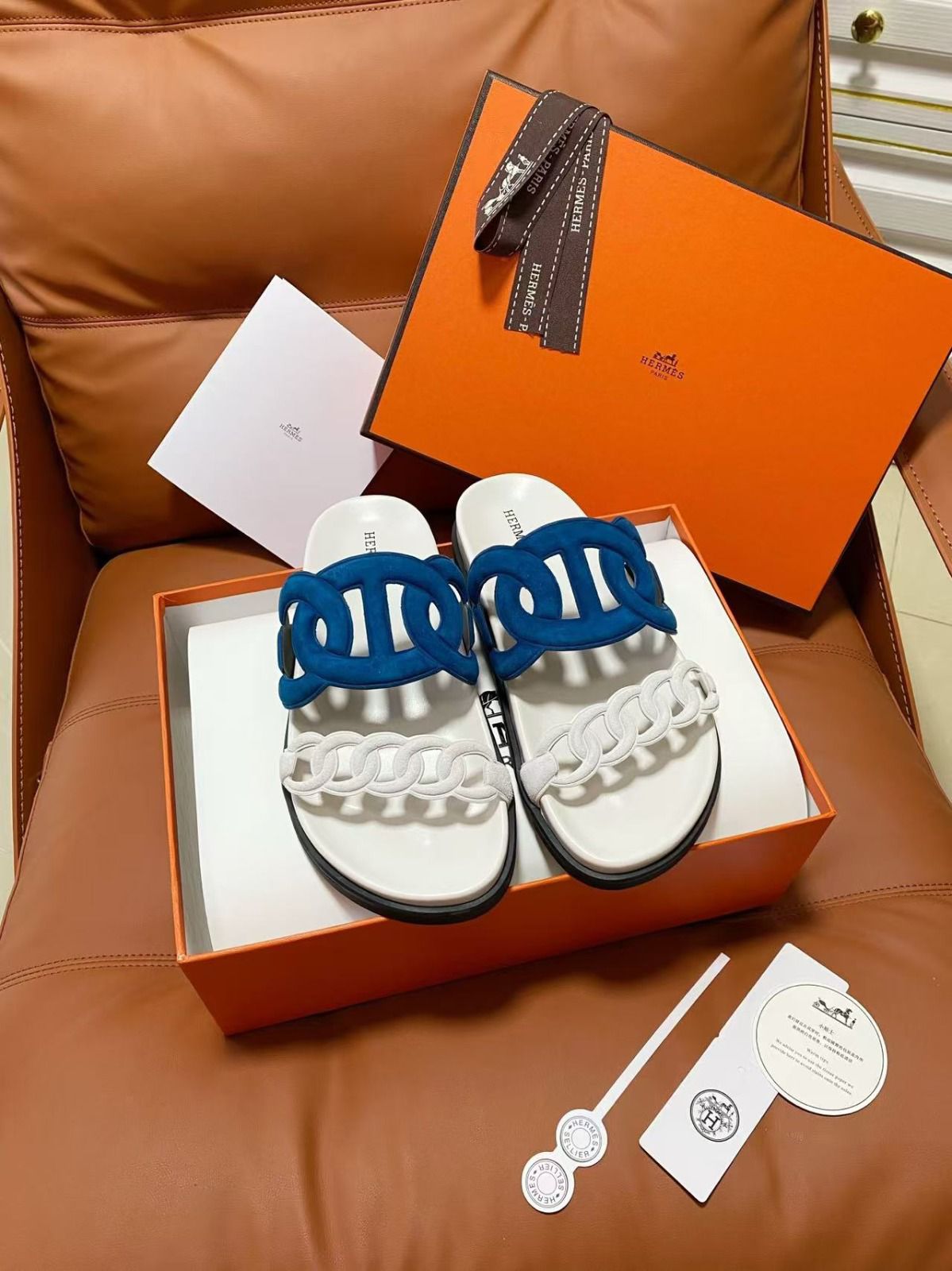 Hermés sandals