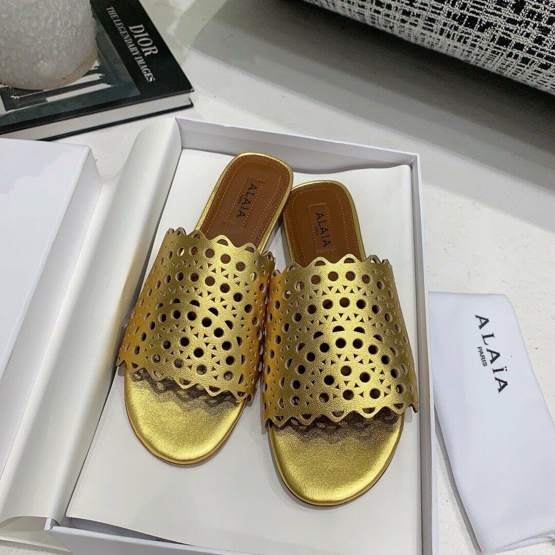 Alaïa